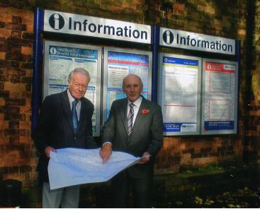Richard Fulford Brown & Len Davies examine plans